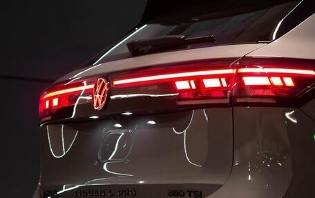 Volkswagen Tiguan, 2025 год, 6 390 000 рублей, 23 фотография