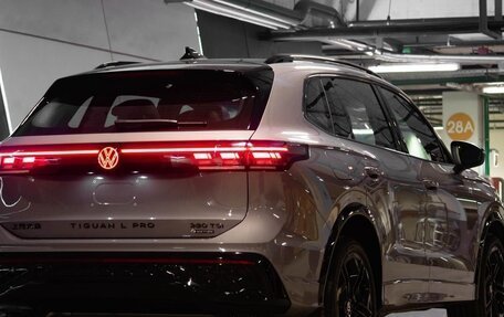 Volkswagen Tiguan, 2025 год, 6 390 000 рублей, 32 фотография