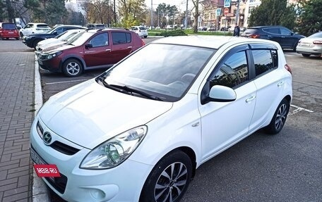 Hyundai i20 IB рестайлинг, 2010 год, 695 000 рублей, 3 фотография