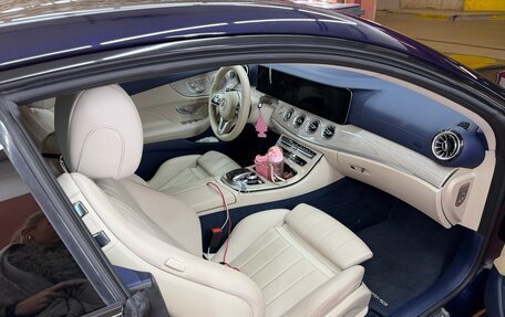 Mercedes-Benz E-Класс, 2019 год, 4 500 000 рублей, 6 фотография