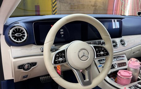 Mercedes-Benz E-Класс, 2019 год, 4 500 000 рублей, 11 фотография