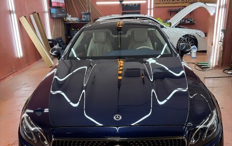 Mercedes-Benz E-Класс, 2019 год, 4 500 000 рублей, 8 фотография