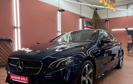 Mercedes-Benz E-Класс, 2019 год, 4 500 000 рублей, 2 фотография