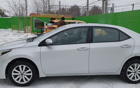 Toyota Corolla, 2015 год, 1 400 000 рублей, 2 фотография