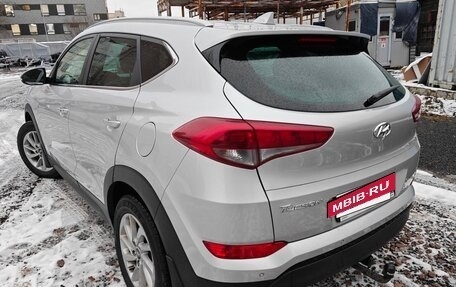 Hyundai Tucson III, 2017 год, 1 750 000 рублей, 2 фотография