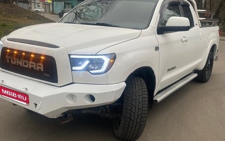 Toyota Tundra II, 2010 год, 2 900 000 рублей, 4 фотография