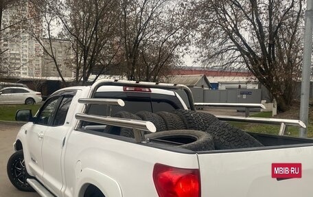 Toyota Tundra II, 2010 год, 2 900 000 рублей, 2 фотография