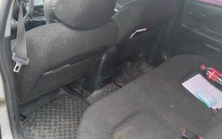 Hyundai Sonata IV рестайлинг, 2006 год, 250 000 рублей, 8 фотография