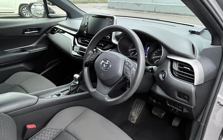 Toyota C-HR I рестайлинг, 2020 год, 1 800 000 рублей, 11 фотография