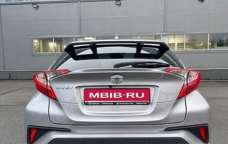 Toyota C-HR I рестайлинг, 2020 год, 1 800 000 рублей, 4 фотография