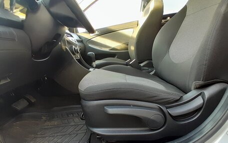 Hyundai Solaris II рестайлинг, 2011 год, 730 000 рублей, 8 фотография