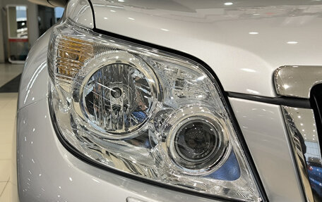 Toyota Land Cruiser Prado 150 рестайлинг 2, 2011 год, 2 730 000 рублей, 21 фотография