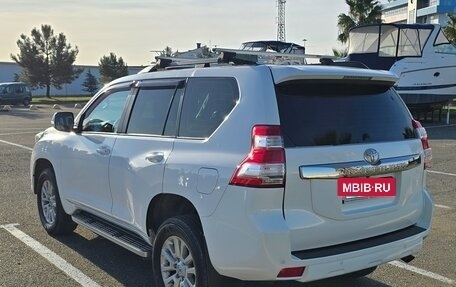 Toyota Land Cruiser Prado 150 рестайлинг 2, 2014 год, 3 200 000 рублей, 6 фотография