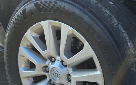 Toyota Land Cruiser Prado 150 рестайлинг 2, 2014 год, 3 200 000 рублей, 15 фотография