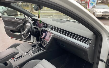 Volkswagen Passat B8 рестайлинг, 2019 год, 1 970 000 рублей, 17 фотография