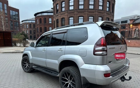 Toyota Land Cruiser Prado 120 рестайлинг, 2008 год, 2 645 000 рублей, 2 фотография