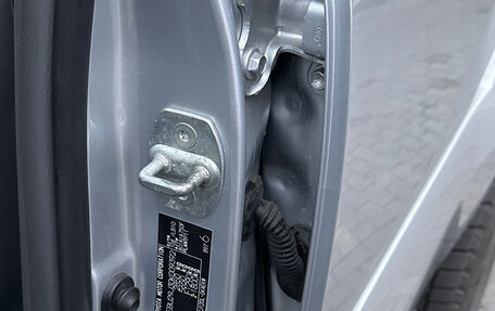 Toyota Land Cruiser Prado 120 рестайлинг, 2008 год, 2 645 000 рублей, 13 фотография