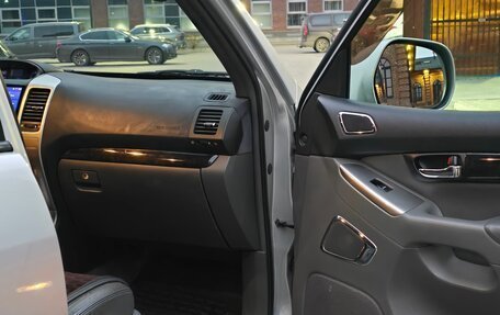 Toyota Land Cruiser Prado 120 рестайлинг, 2008 год, 2 645 000 рублей, 36 фотография