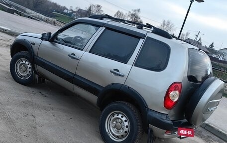 Chevrolet Niva I рестайлинг, 2009 год, 380 000 рублей, 2 фотография