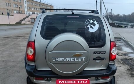 Chevrolet Niva I рестайлинг, 2009 год, 380 000 рублей, 3 фотография