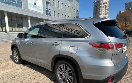 Toyota Highlander III, 2014 год, 3 200 000 рублей, 12 фотография