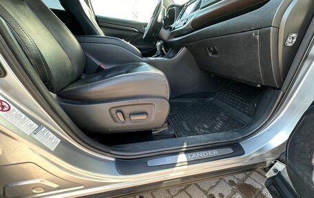 Toyota Highlander III, 2014 год, 3 200 000 рублей, 17 фотография