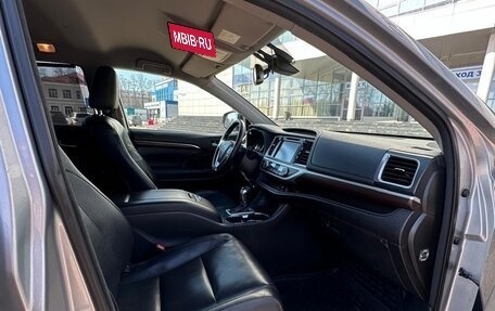 Toyota Highlander III, 2014 год, 3 200 000 рублей, 16 фотография