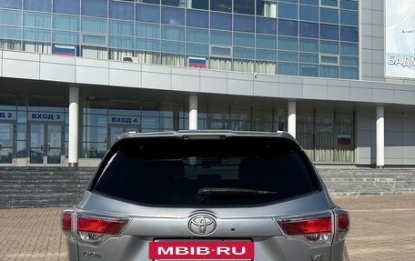 Toyota Highlander III, 2014 год, 3 200 000 рублей, 19 фотография