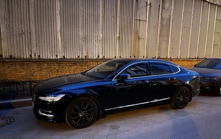 Volvo S90 II рестайлинг, 2017 год, 3 500 000 рублей, 8 фотография
