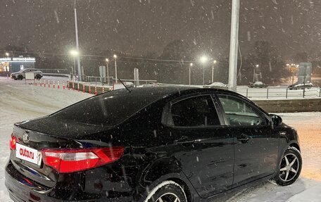 KIA Rio III рестайлинг, 2013 год, 800 000 рублей, 3 фотография