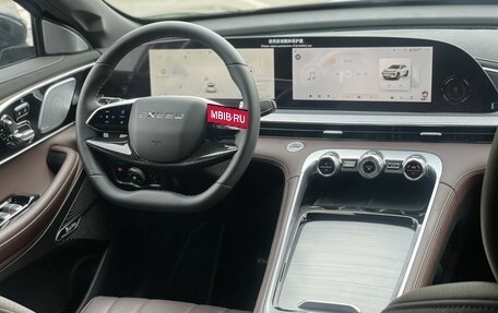 CheryExeed TXL, 2024 год, 4 200 000 рублей, 10 фотография
