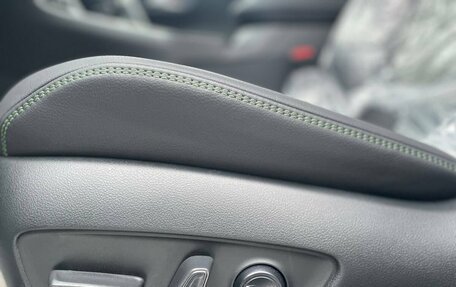 Toyota RAV4, 2025 год, 4 200 000 рублей, 13 фотография