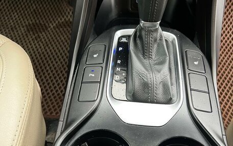 Hyundai Santa Fe III рестайлинг, 2016 год, 2 380 000 рублей, 18 фотография