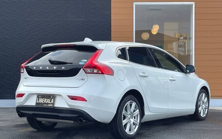 Volvo V40 II рестайлинг, 2020 год, 1 030 000 рублей, 4 фотография