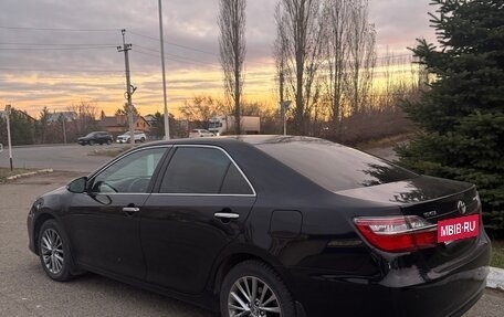 Toyota Camry, 2016 год, 1 715 000 рублей, 2 фотография