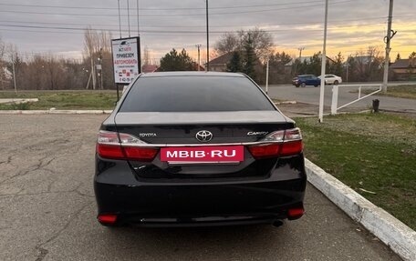 Toyota Camry, 2016 год, 1 715 000 рублей, 3 фотография