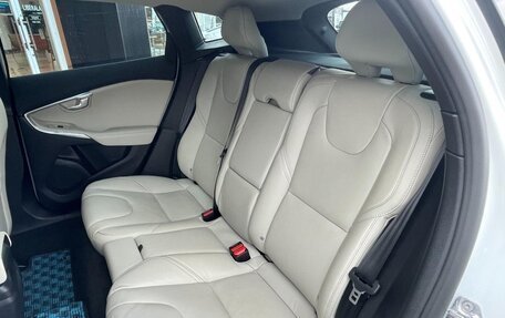 Volvo V40 II рестайлинг, 2020 год, 1 030 000 рублей, 11 фотография