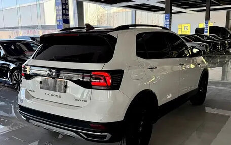 Volkswagen T-Cross I, 2022 год, 1 730 143 рублей, 6 фотография