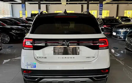 Volkswagen T-Cross I, 2022 год, 1 730 143 рублей, 5 фотография