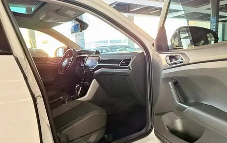 Volkswagen T-Cross I, 2022 год, 1 730 143 рублей, 8 фотография