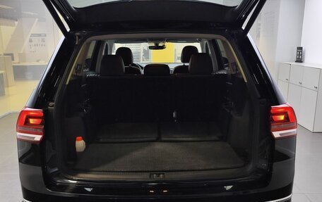 Volkswagen Teramont I, 2018 год, 3 159 000 рублей, 10 фотография