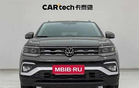 Volkswagen T-Roc I, 2021 год, 1 450 010 рублей, 12 фотография