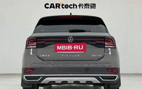 Volkswagen T-Roc I, 2021 год, 1 450 010 рублей, 9 фотография