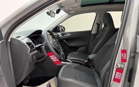 Volkswagen T-Roc I, 2021 год, 1 450 010 рублей, 22 фотография