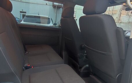 Volkswagen Caravelle T6 рестайлинг, 2018 год, 3 050 000 рублей, 12 фотография