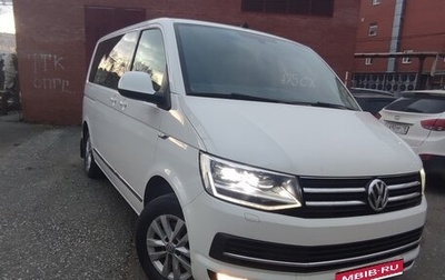 Volkswagen Caravelle T6 рестайлинг, 2018 год, 3 050 000 рублей, 1 фотография