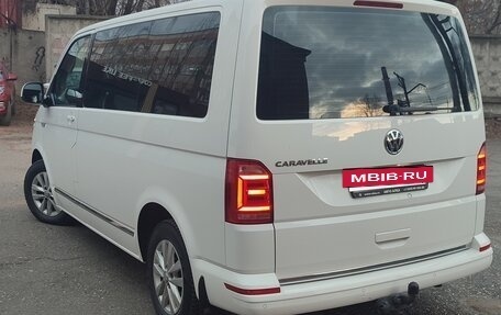 Volkswagen Caravelle T6 рестайлинг, 2018 год, 3 050 000 рублей, 4 фотография