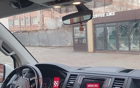 Volkswagen Caravelle T6 рестайлинг, 2018 год, 3 050 000 рублей, 8 фотография