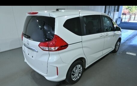 Honda Freed II, 2022 год, 1 550 030 рублей, 4 фотография