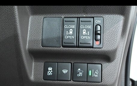 Honda Freed II, 2022 год, 1 550 030 рублей, 10 фотография